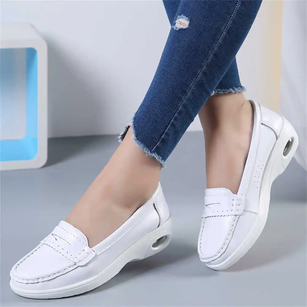 Thick Sole Slipon White Traine - Men'S Formal Wear Canada avaliação e preço